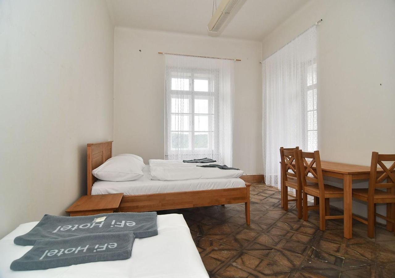 Zamek Racice Otel Dış mekan fotoğraf